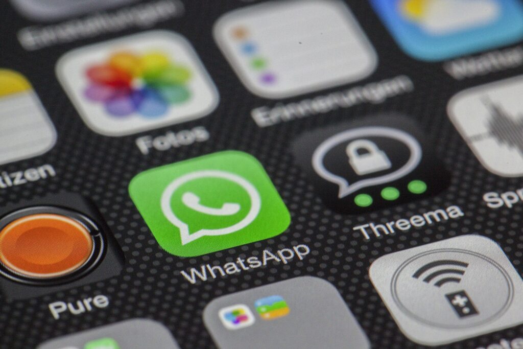 How to read deleted whatsapp messages